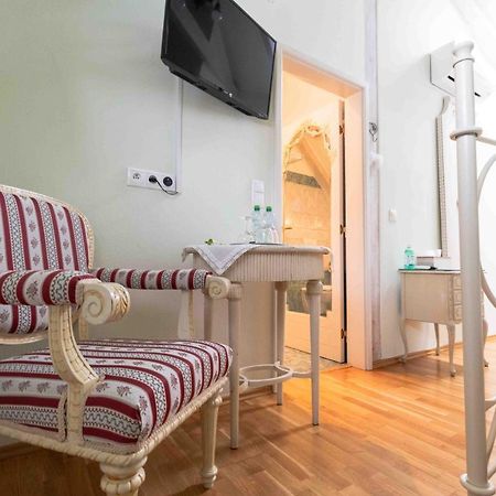 Hotel Na Kapucinske Mikulov Zewnętrze zdjęcie