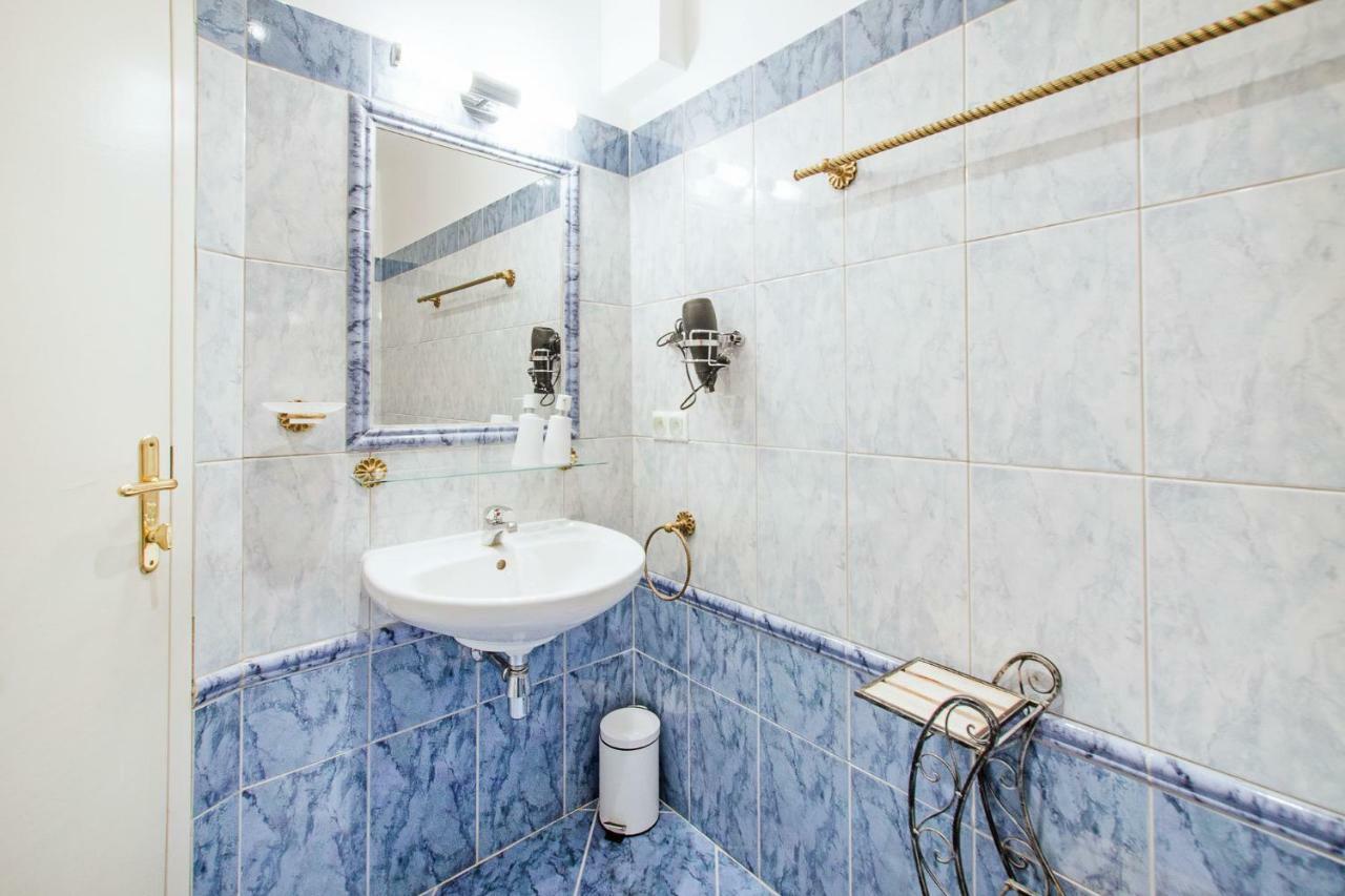 Hotel Na Kapucinske Mikulov Zewnętrze zdjęcie